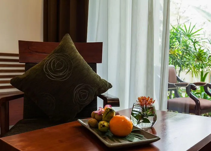 Lynnaya Urban River Hotel