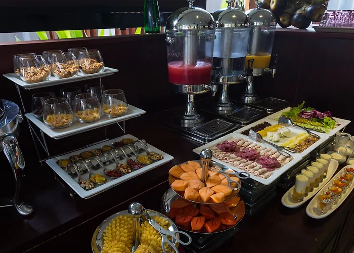 Lynnaya Urban River Hotel