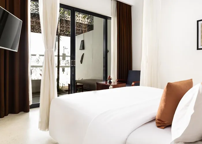 Hotel Lynnaya Urban River