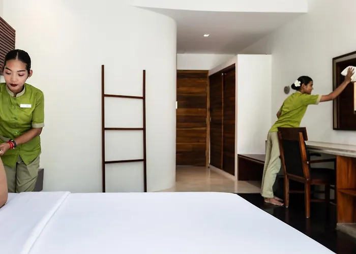 Hotel Lynnaya Urban River 5*