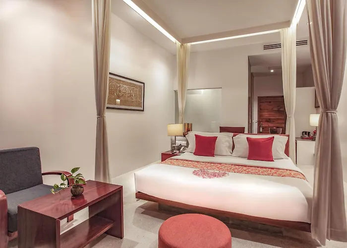 Lynnaya Urban River Hotel